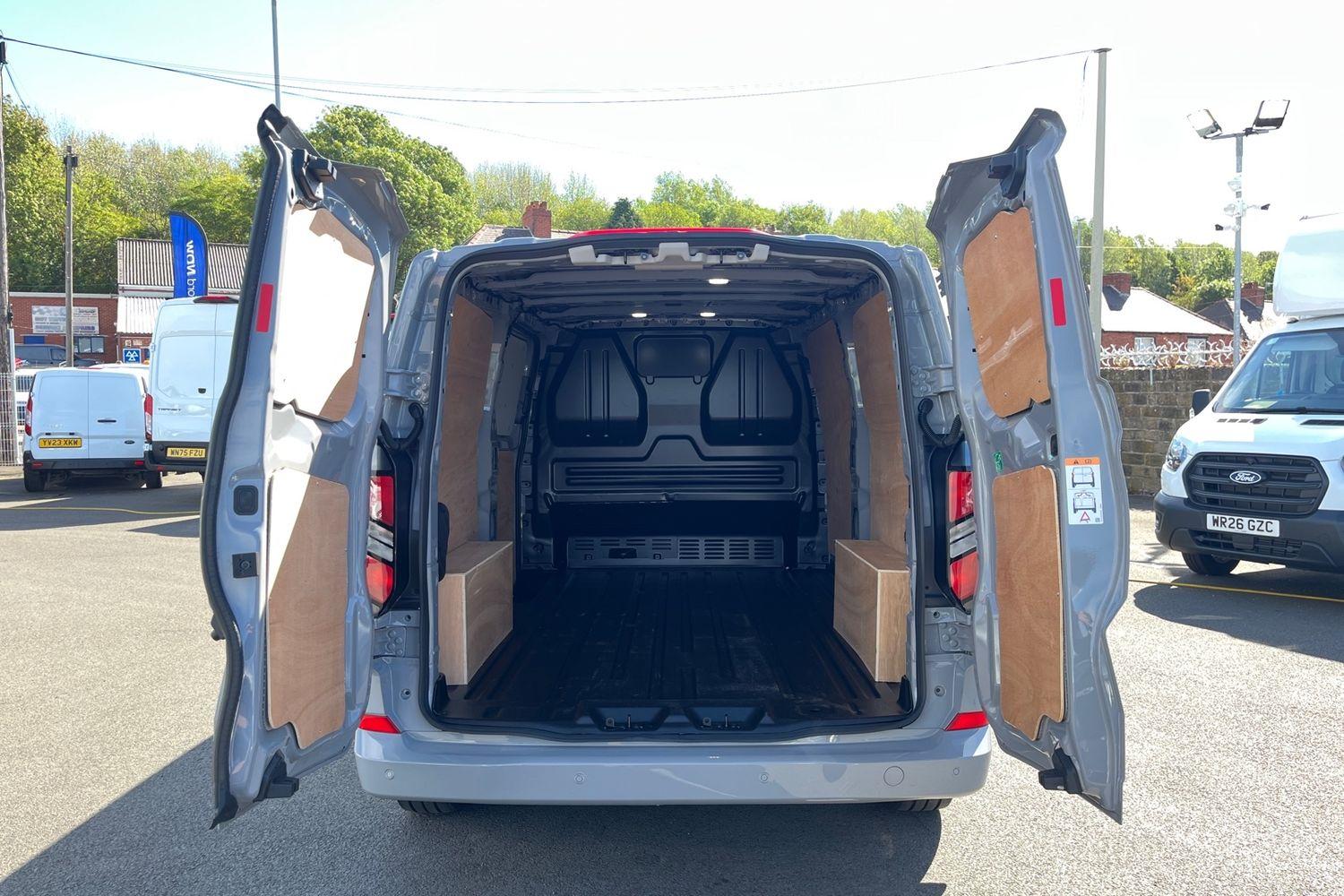 Ford TRANSIT CUSTOM Photo 6