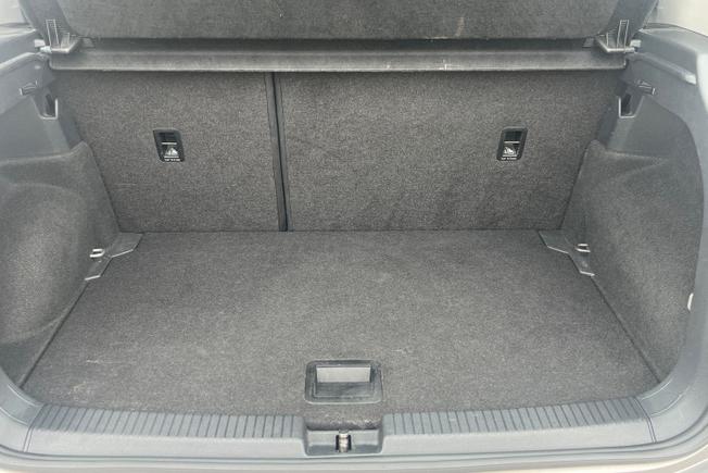 Volkswagen T-Cross Photo 12