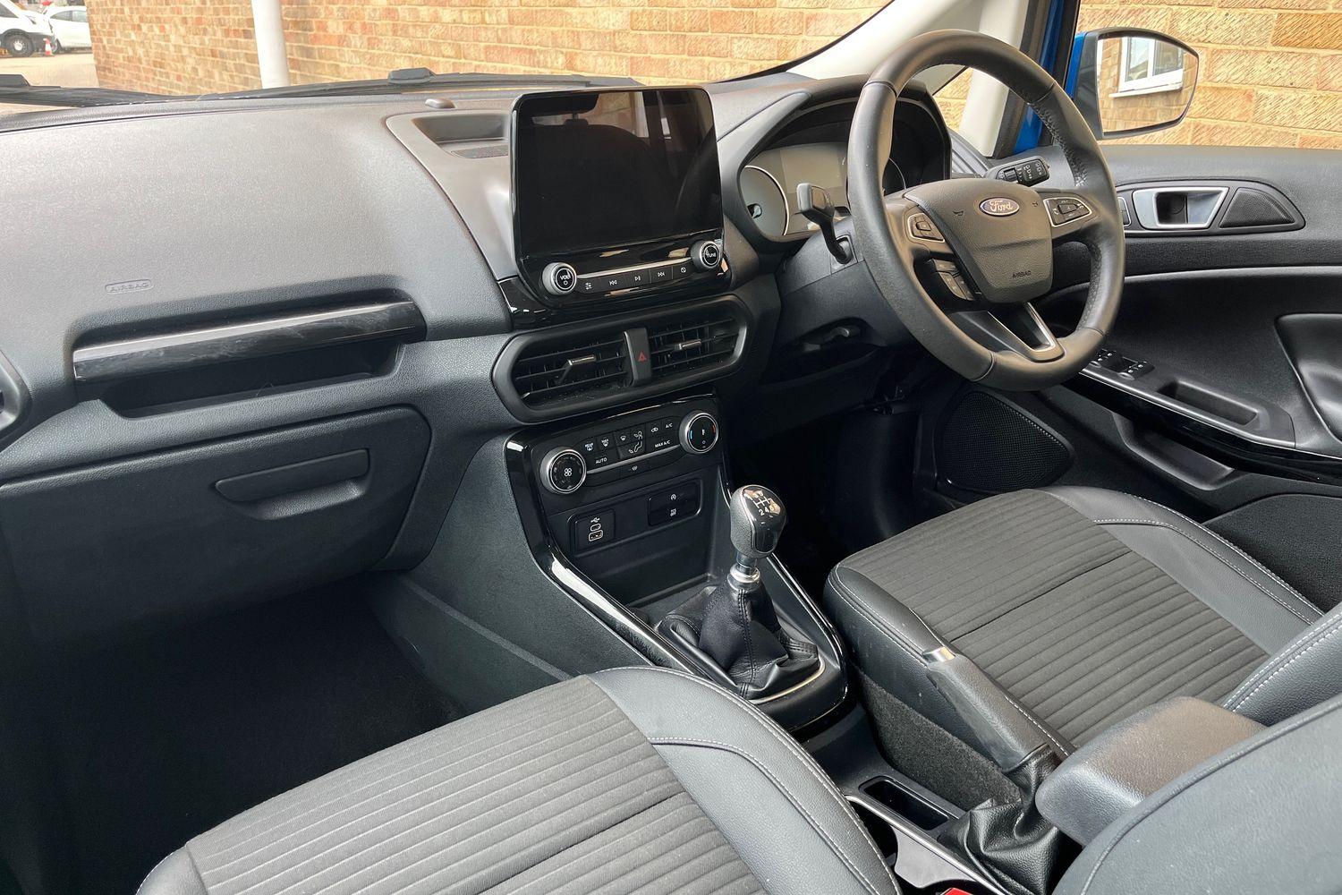 Ford EcoSport Photo 17