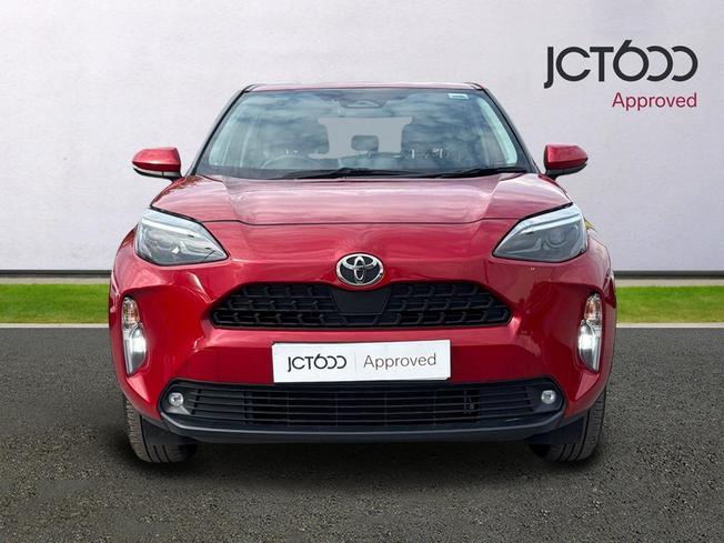 TOYOTA Yaris Cross Photo 8