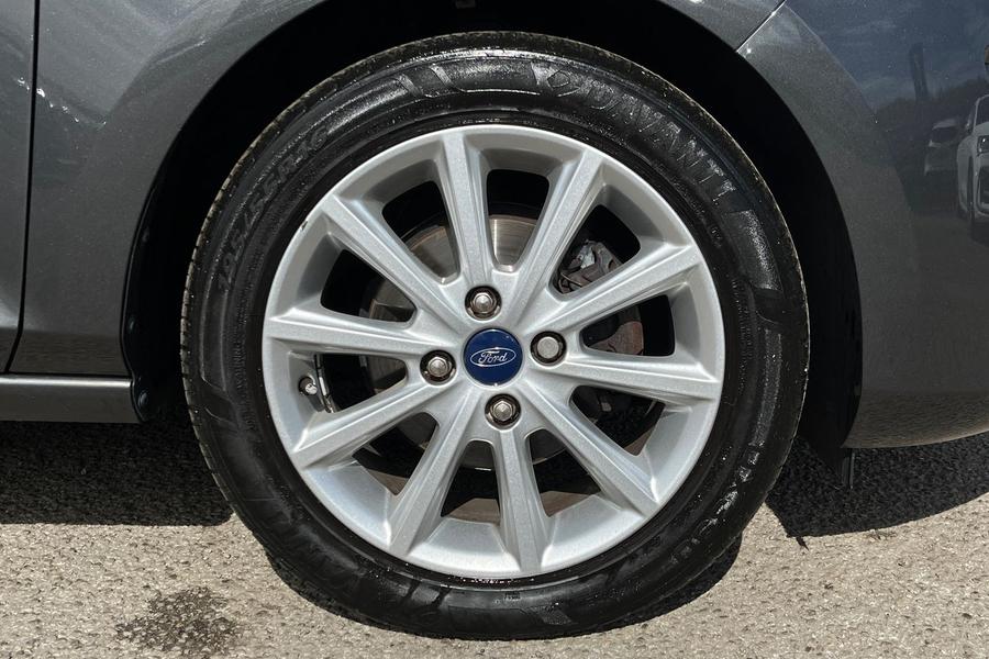 Ford FIESTA Photo autoimg-64d4fe15244d91fc8e1b92215df91c98ce24083d.jpg