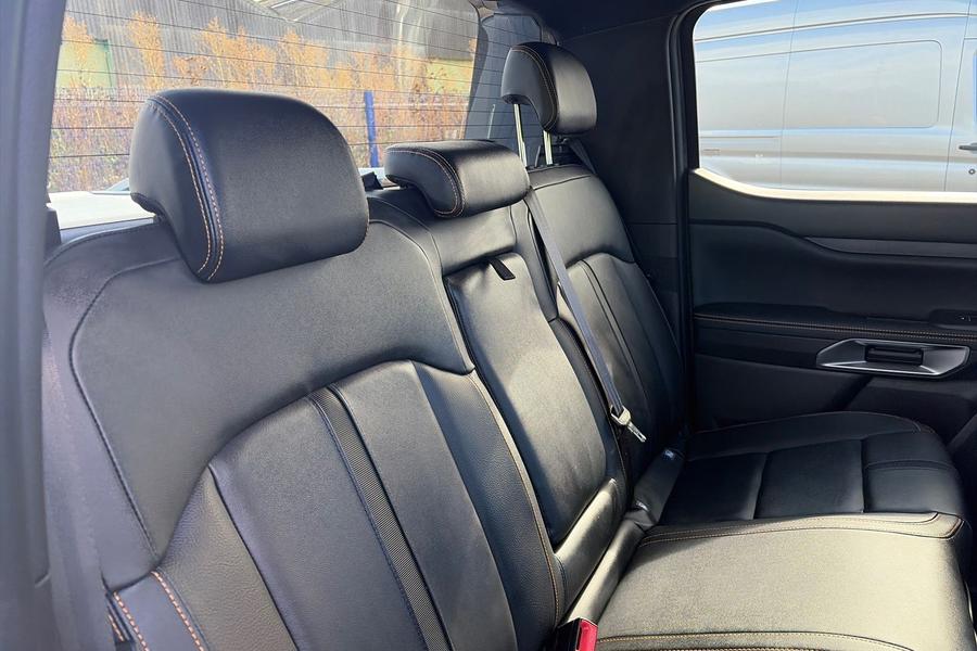 Ford RANGER Photo autoimg-64d5a08af2771440f0dcc83634ec9b7c43f450bf.jpg