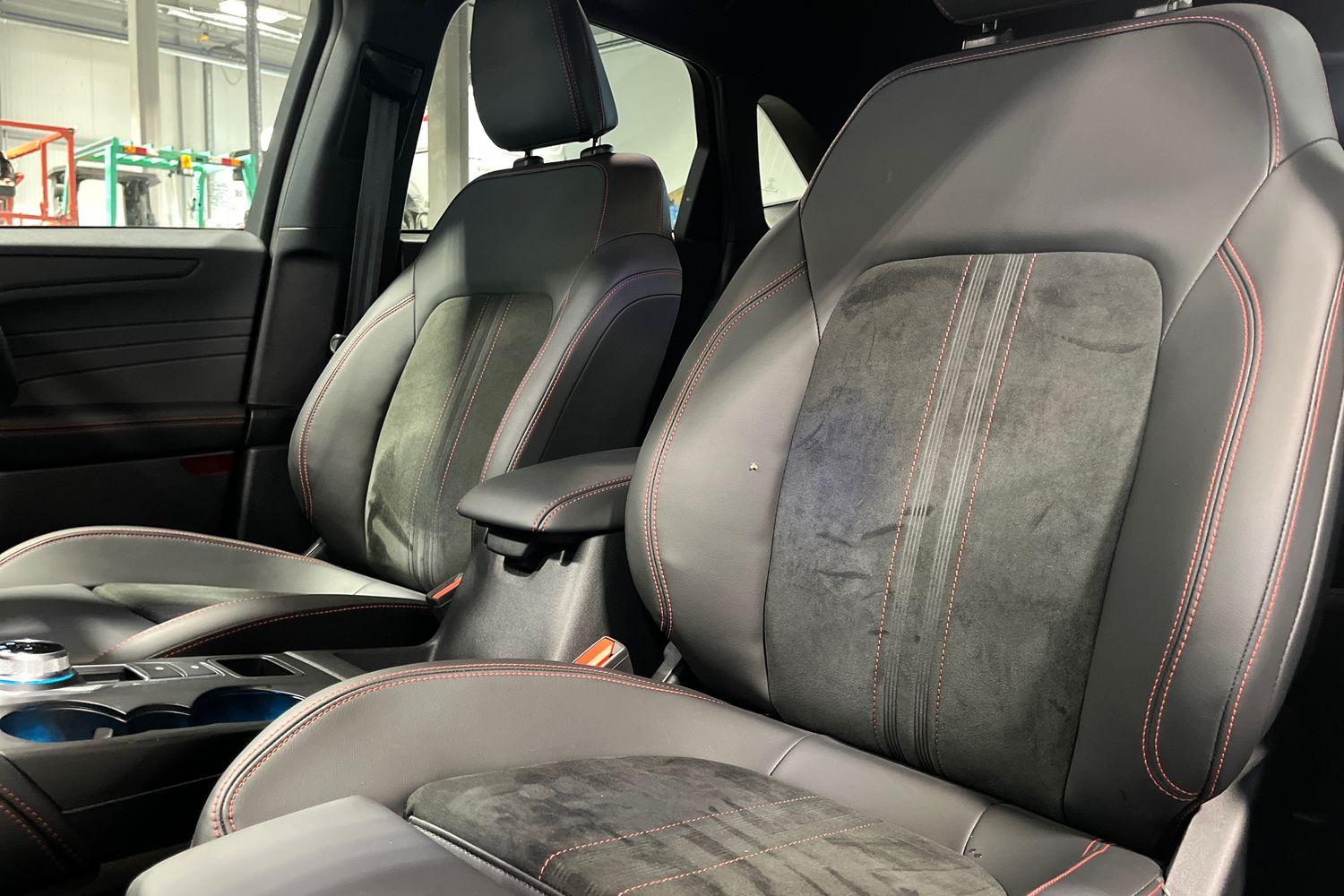 Ford KUGA Photo 18