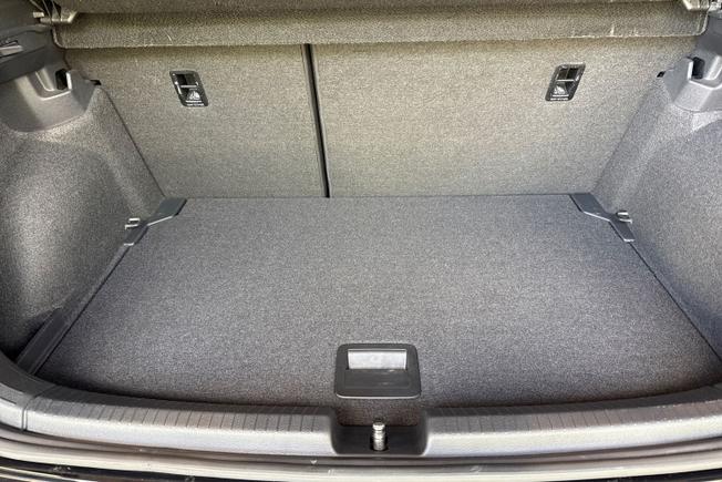 VOLKSWAGEN Polo Photo 12