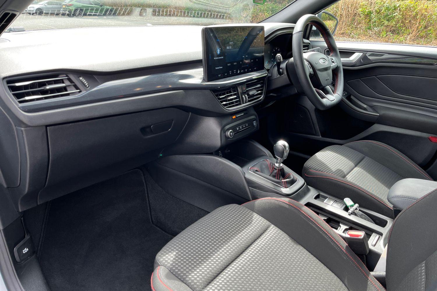 Ford FOCUS Photo 17