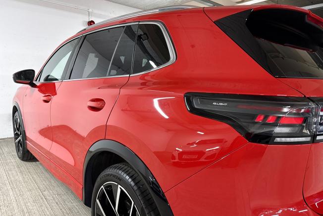 VOLKSWAGEN Tiguan Photo 36