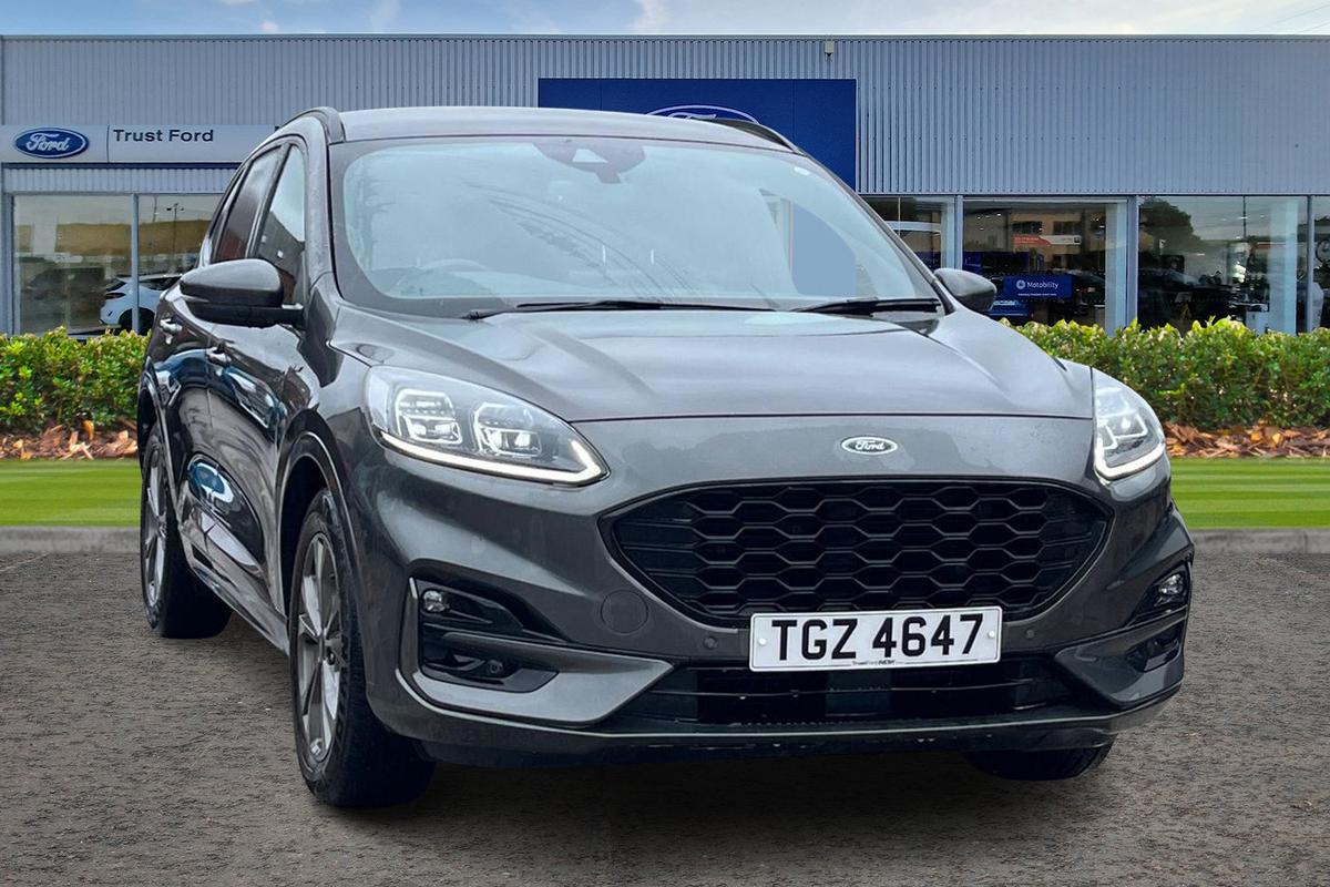 Ford Kuga listing photo