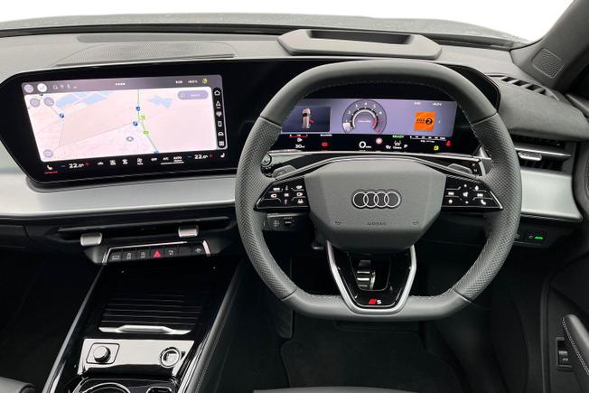 AUDI Q3 Photo 11