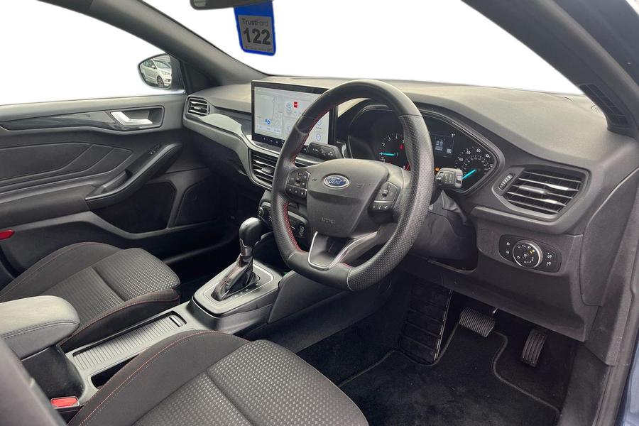 Ford FOCUS Photo autoimg-64e5b9981f89967f7f44008454bbbf0e5368f39e.jpg