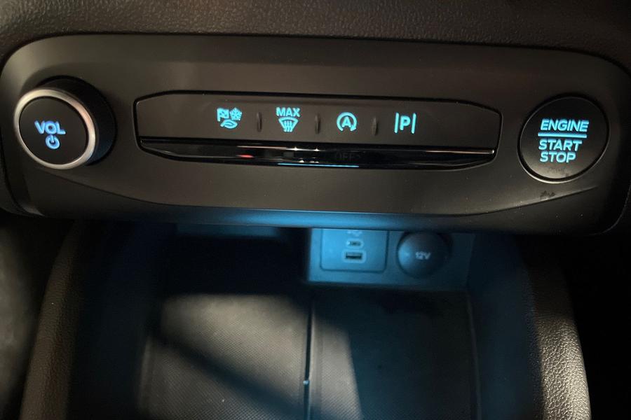 Ford FOCUS Photo autoimg-64e75e87b01b3f4720de632c7c1598d44c04a174.jpg