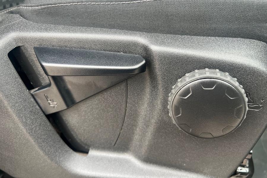Ford TRANSIT Photo autoimg-64e9c1cd352c408672238073285091d14629ea1d.jpg