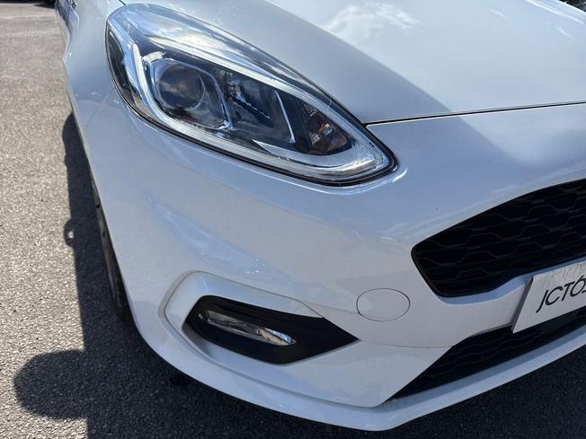 FORD Fiesta Photo 19
