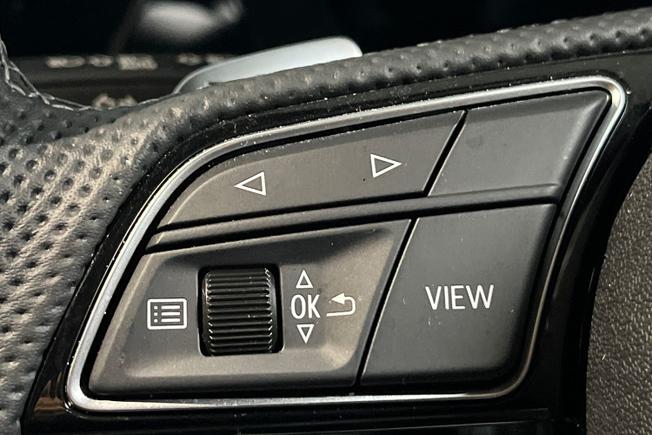 AUDI S3 Photo 16