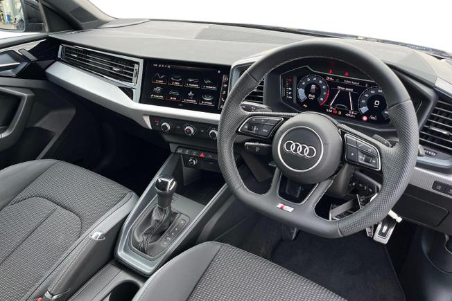 Audi  A1 Sportback Photo 6