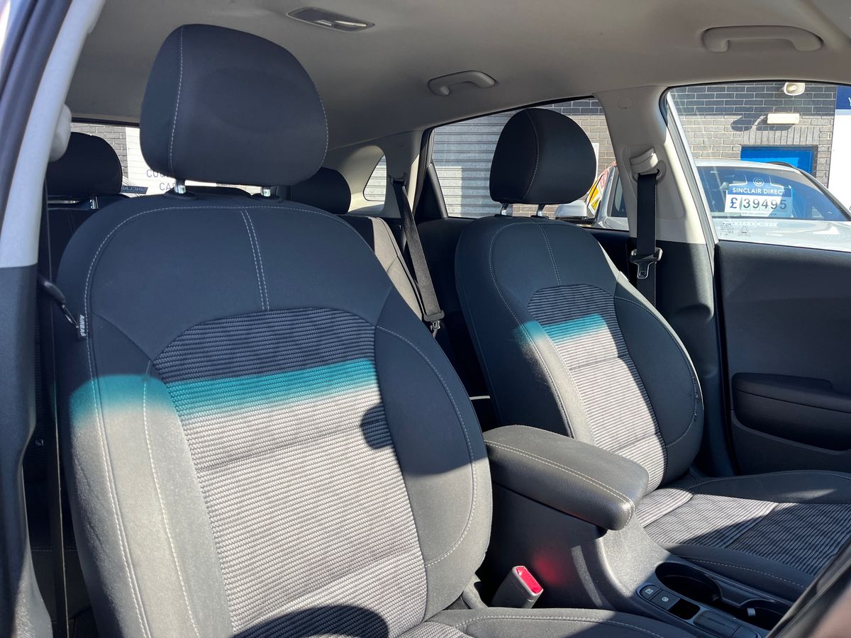 Kia Niro Photo 22