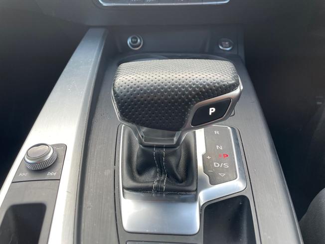 AUDI A4 Photo 41