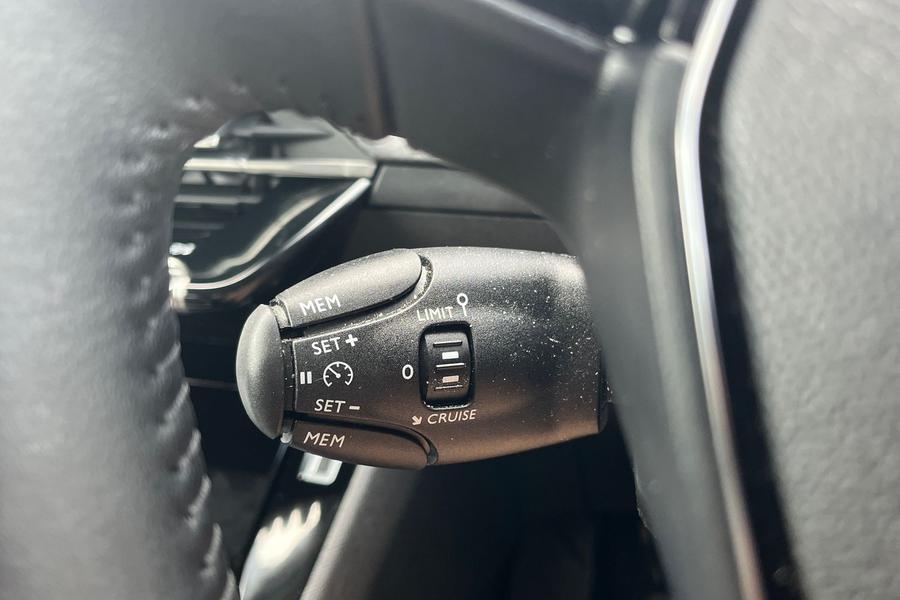 Peugeot 208 Photo autoimg-64f8f5b749ef2bcd2caf6773132df25b7f4470b8.jpg