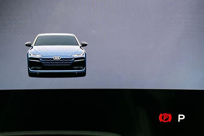 AUDI  A6 Photo 15