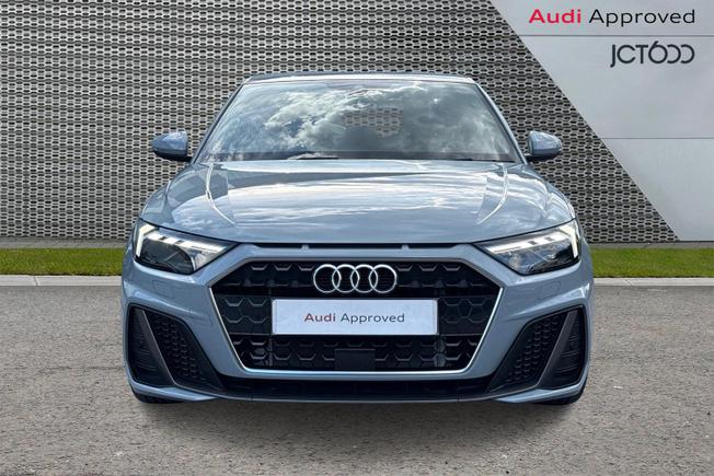 AUDI A1 Photo 8