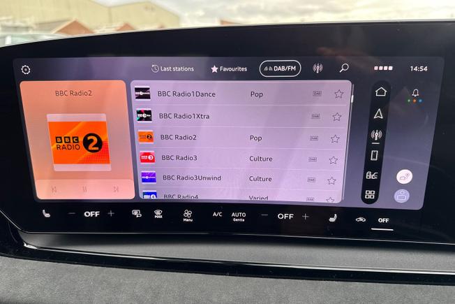 AUDI Q6 E-Tron Photo 13