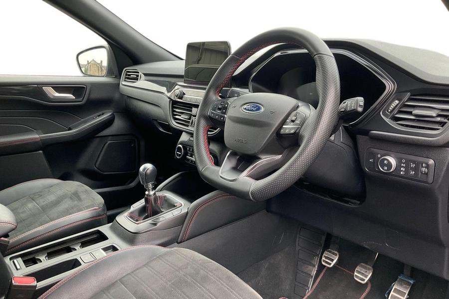 Ford KUGA Photo autoimg-65090d8cce8a391a8db35fb14c8fe0c24747186e.jpg