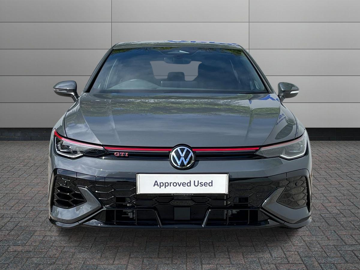Volkswagen Golf Photo autoimg-650a2e9d8b25854b79e4729f3349bbd25970aab5.jpg