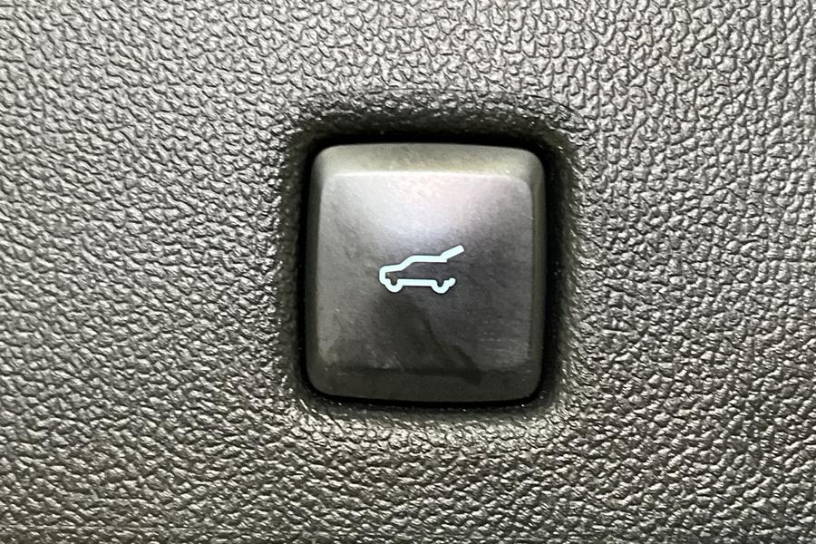 Ford KUGA Photo autoimg-650fadc04b3c72eb1ad4f561b5c6163ae7409ba6.jpg