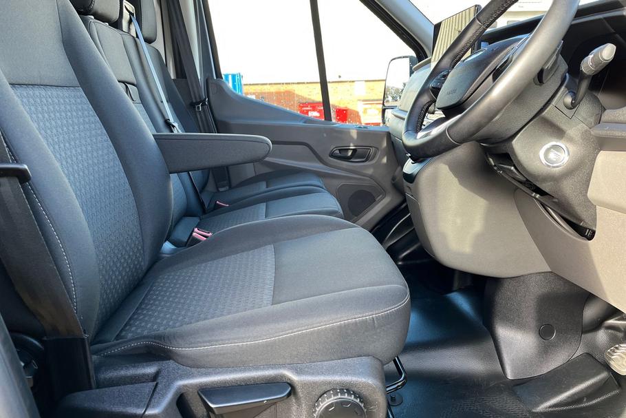 Used Ford TRANSIT WO25UNN 22