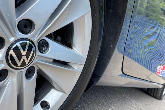Volkswagen Golf Photo 22