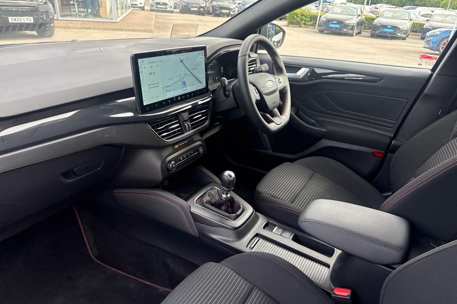 Ford FOCUS Photo autoimg-6515aa1e80ea2599e5705c3584da0fc9628fdf11.jpg