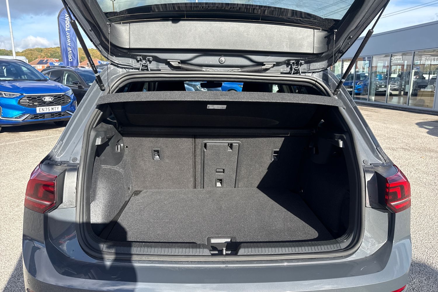 Volkswagen GOLF Photo 20