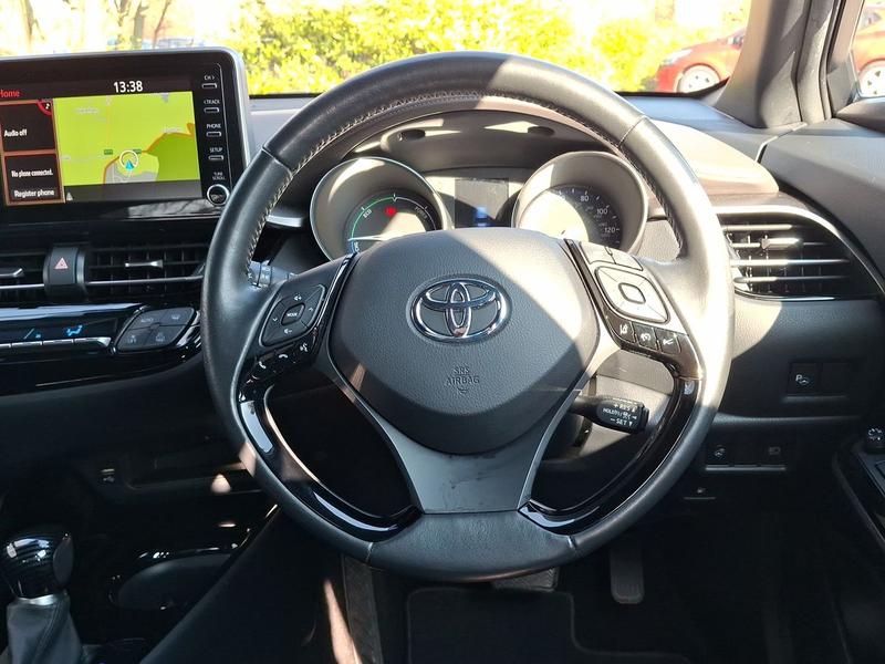 Used Toyota C-HR FG70CFM 32