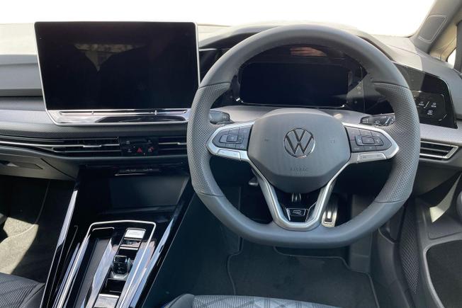 VOLKSWAGEN Golf Photo 11