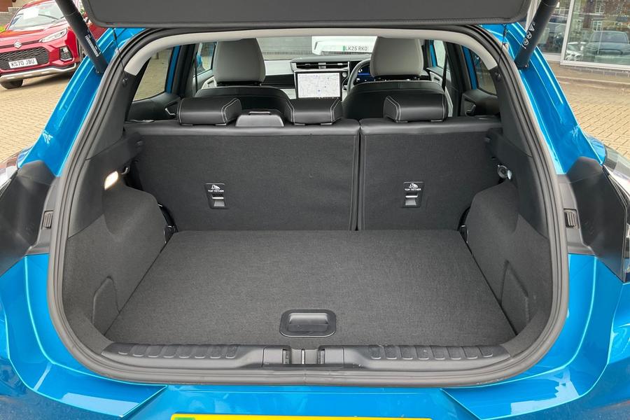 Ford Puma Gen-E Photo autoimg-6519bfd00c9ce72031079aa49764cbc08963b22e.jpg