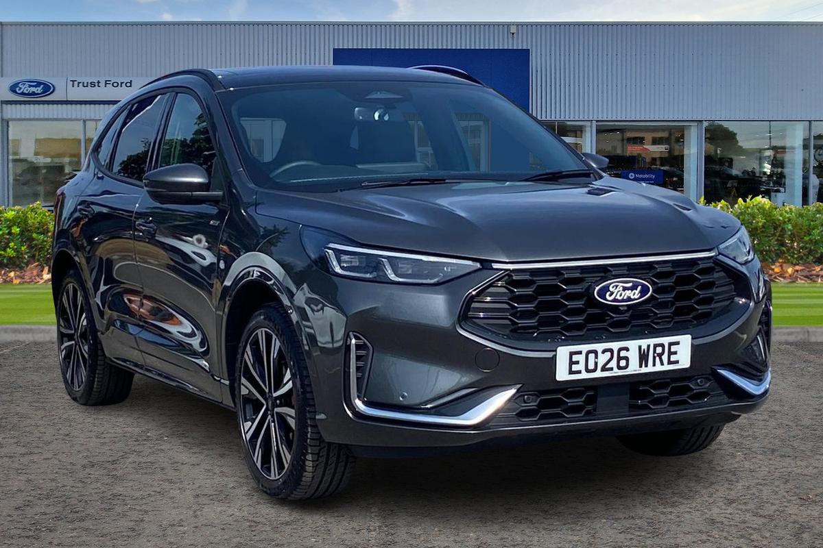 Ford Kuga listing photo