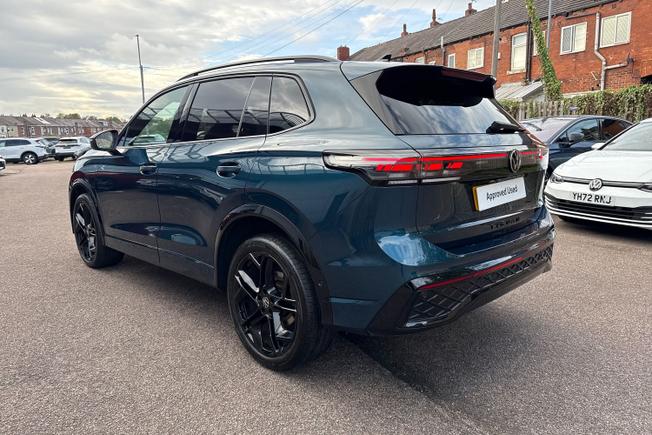 VOLKSWAGEN Tiguan Photo 23