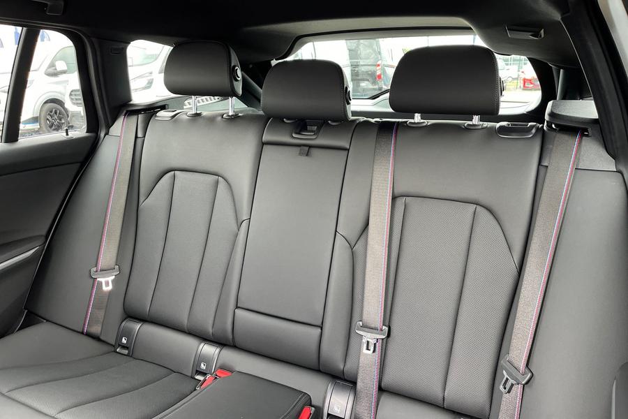 BMW 3 Series Photo autoimg-651f00433e739dcc496bff3b710662916c76dd86.jpg