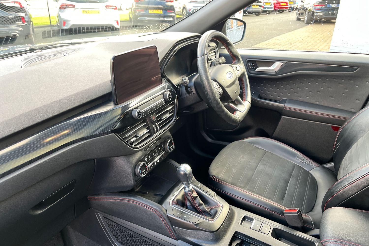 Ford KUGA Photo 17