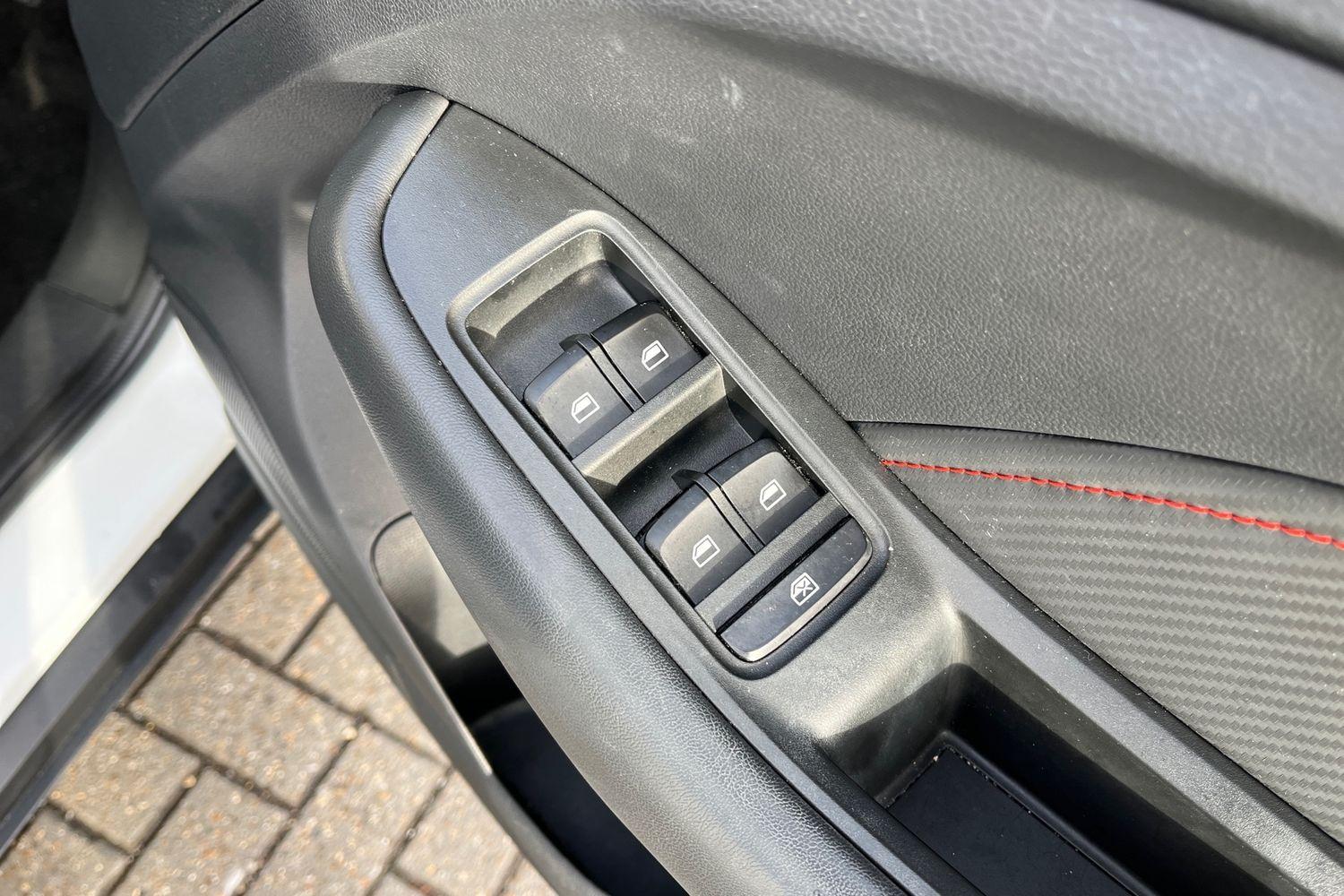 MG MG ZS Photo 15