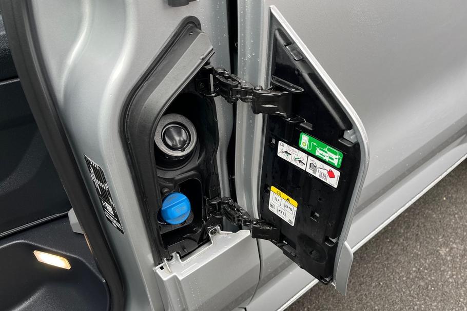 Used FORD TRANSIT CUSTOM WR75MZX 38