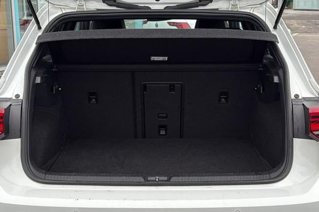 VOLKSWAGEN Golf Photo 12