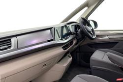 Volkswagen Multivan Photo 2