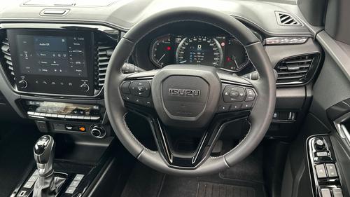 Isuzu D-Max Photo autoimg-6530c9982c29125b50662c0db2a4216173d60756.jpg