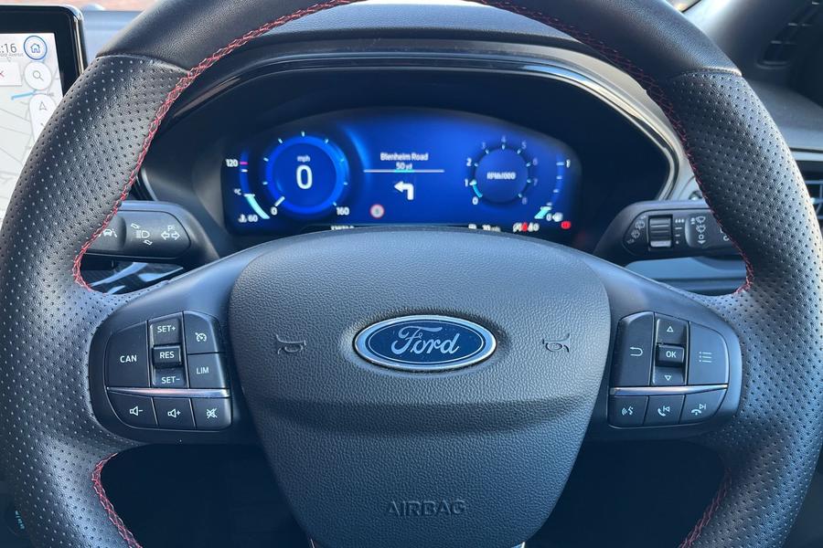 Ford Focus Photo autoimg-6533d636ef9835cabd04ff2d7e4934d3bc50d121.jpg