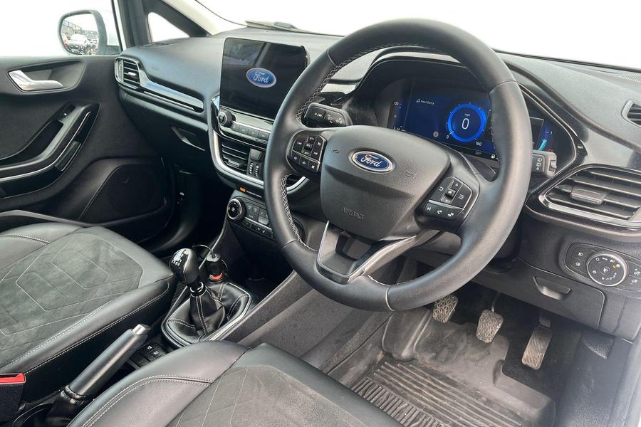 Ford FIESTA Photo autoimg-65366b04114fc3b708f919c22d149f6e5ff9791a.jpg