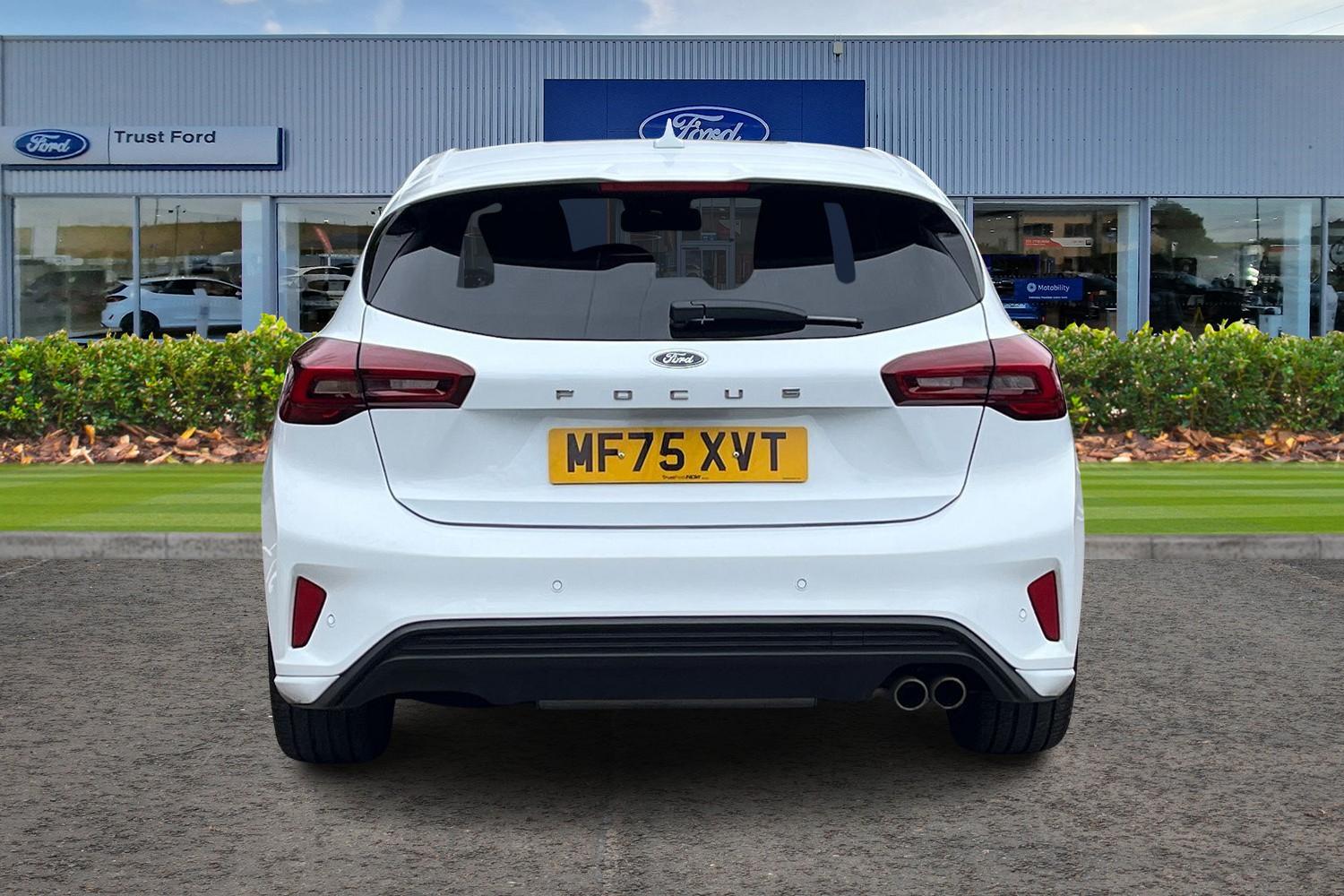 Ford Focus Photo 6