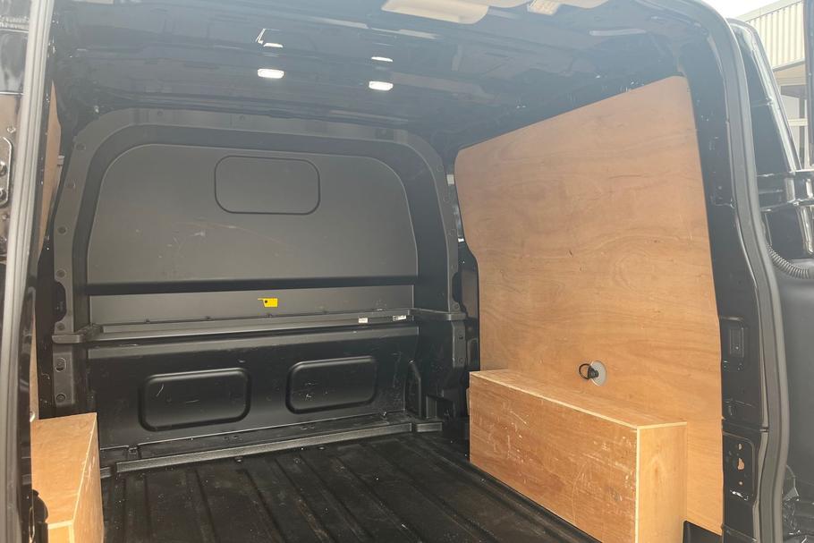 Used Ford TRANSIT CUSTOM MT75FFH 4