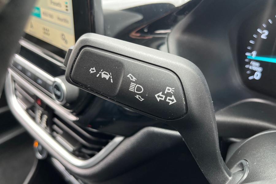 Ford Fiesta Photo autoimg-65381e4afa5aac1ba15f8c01c7772bf2f2459560.jpg
