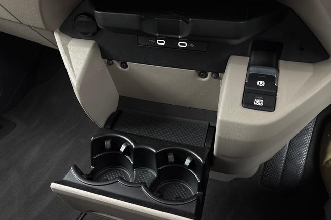 Volkswagen Multivan Photo 24