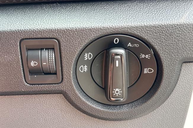 VOLKSWAGEN T-Cross Photo 28